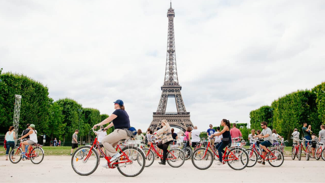 DAY 2 :Paris sightseeing and free time