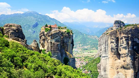 Day 4 Kalambaka – Meteora – Athens