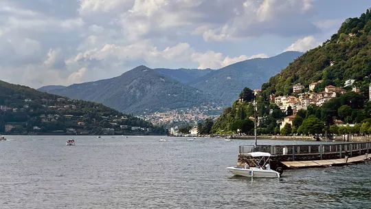 Day 7 Venice (Oriago) – Verona – Lake Como – Milan (Sesto San Giovanni)
